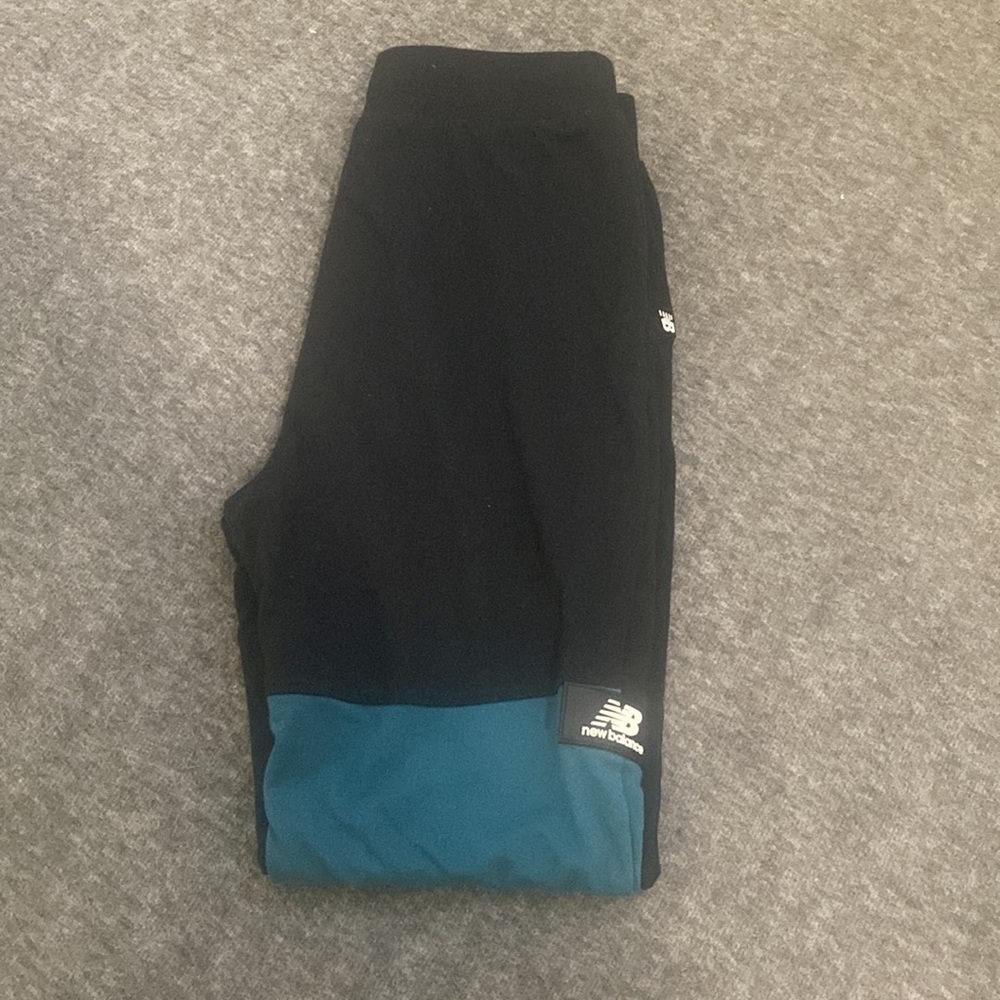 Boy’s New Balance Colorblock Jogger Sz. L (14-16)